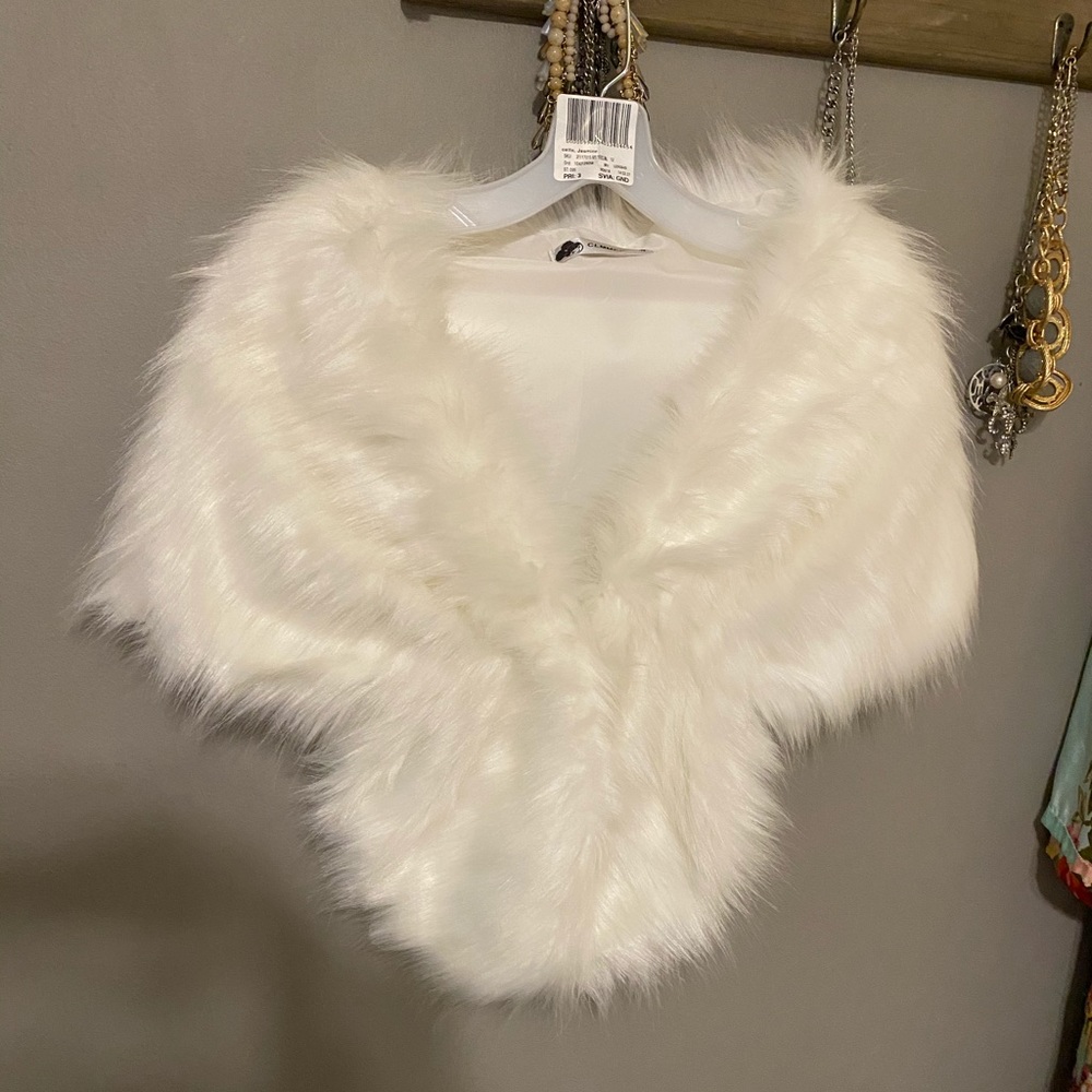 Faux fur shawl